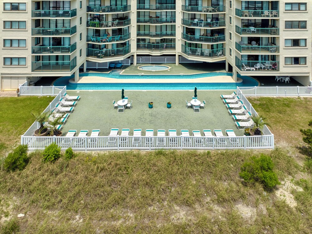 Ocean Bay Club 1404