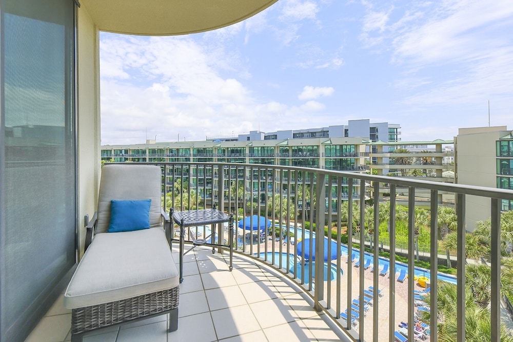 Phoenix On The Bay 1506 2 Bedroom Condo