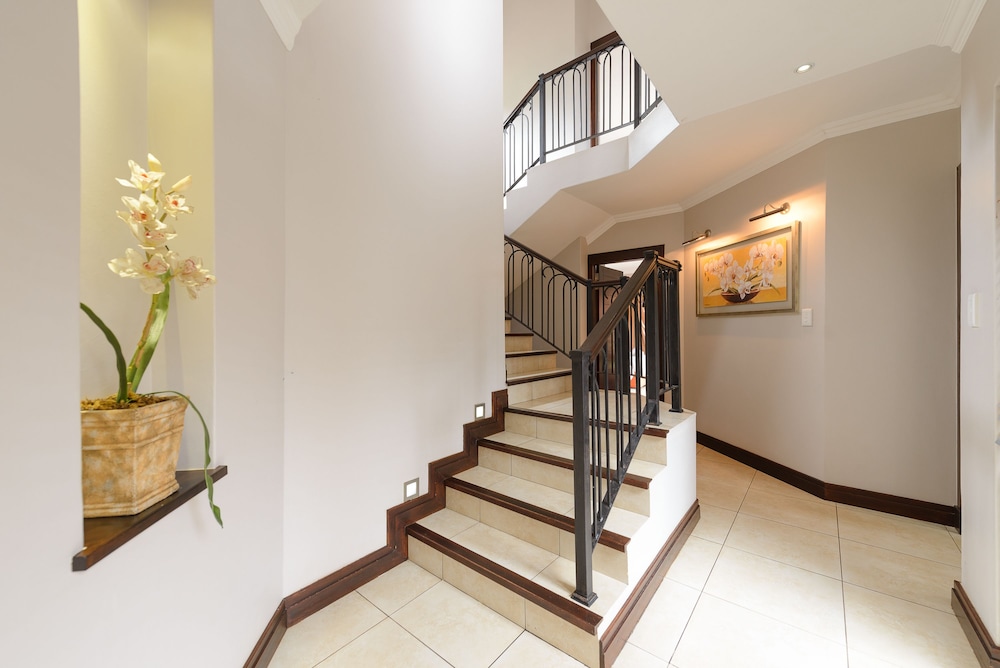 San Lameer Villa Rentals 14328