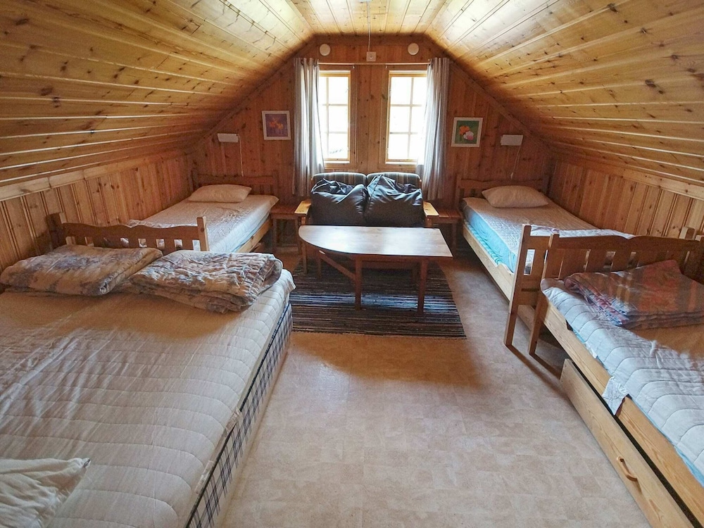 Photo 9