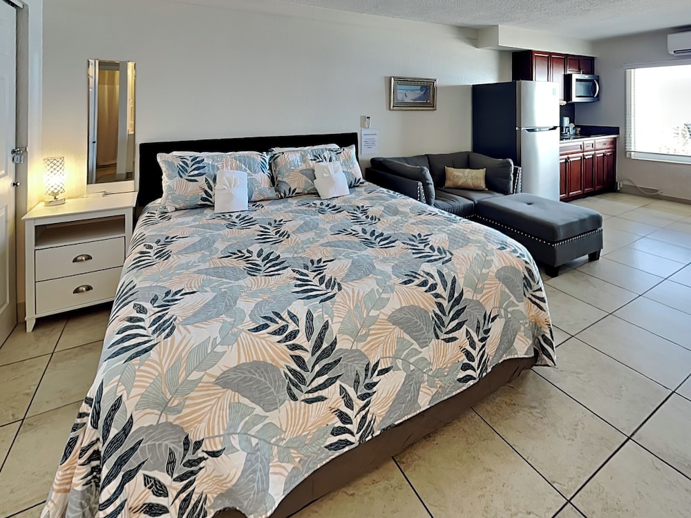 Ocean Jewel 363