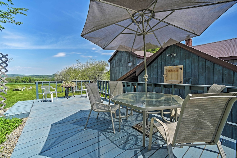 Country Escape w/ Sauna, 10 Mi to Cooperstown view 5