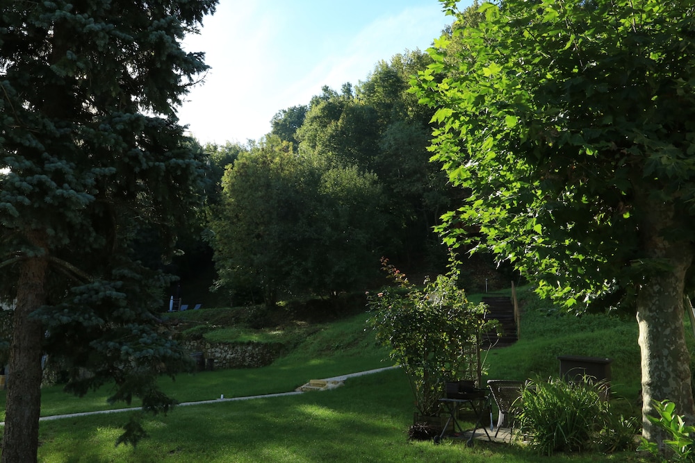 Photo 28