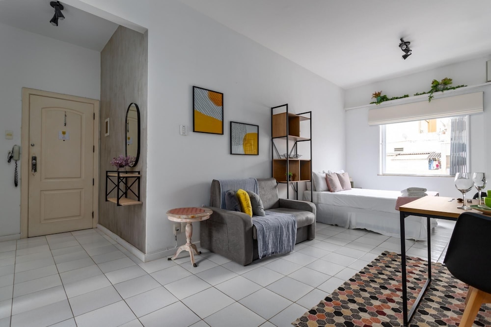 6 Minutes From Ipanema Beach and Close to the Underground J804 view 5