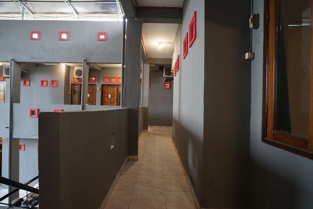 Hotel O Palembang Near Bumi Sriwijaya Stadium Formerly HPA Homestay