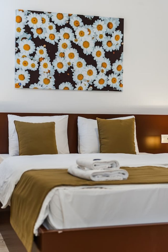 Seaside Apartment With Resort Access - Margarita