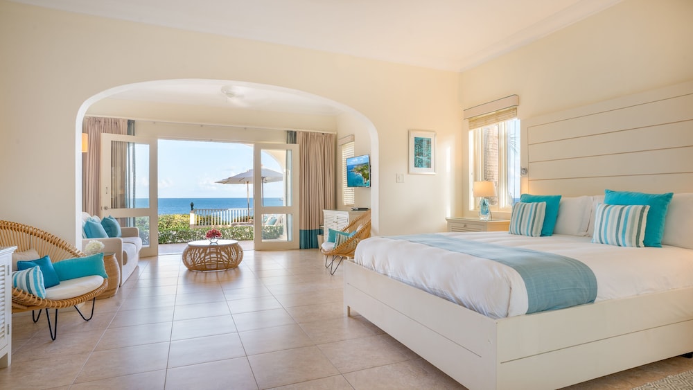 The Cove Suites at Blue Waters Resort and Spa - Property Image 47