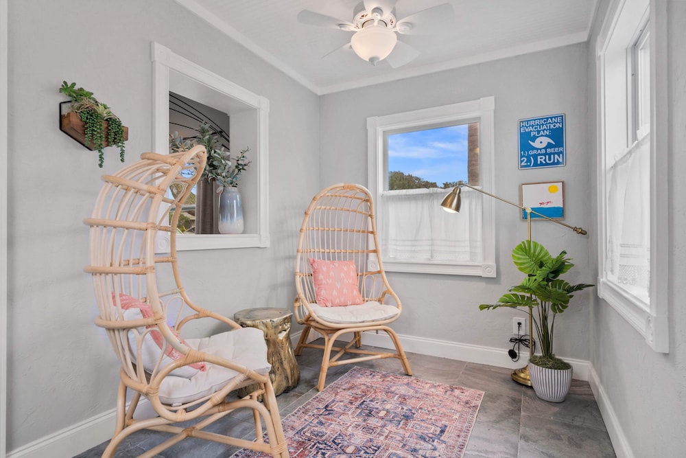 172 Woodland Ave
