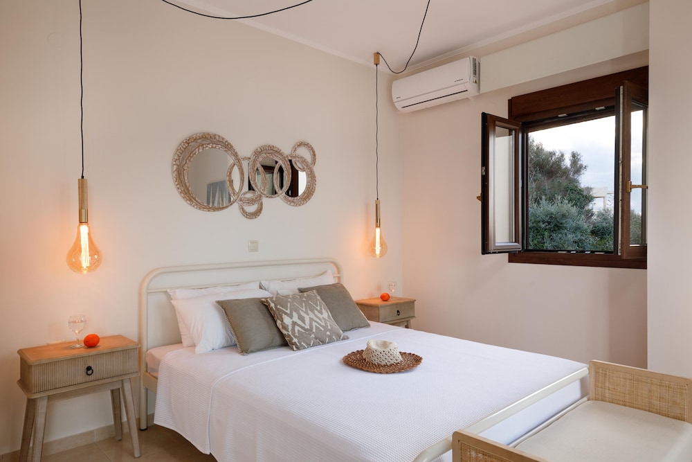 Sky Hill - Holiday Apartments view 4