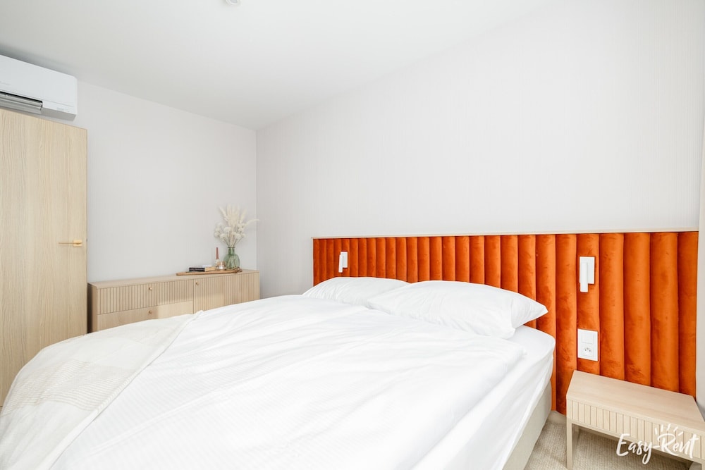 Apartment Lukecin Near Beach and Pool