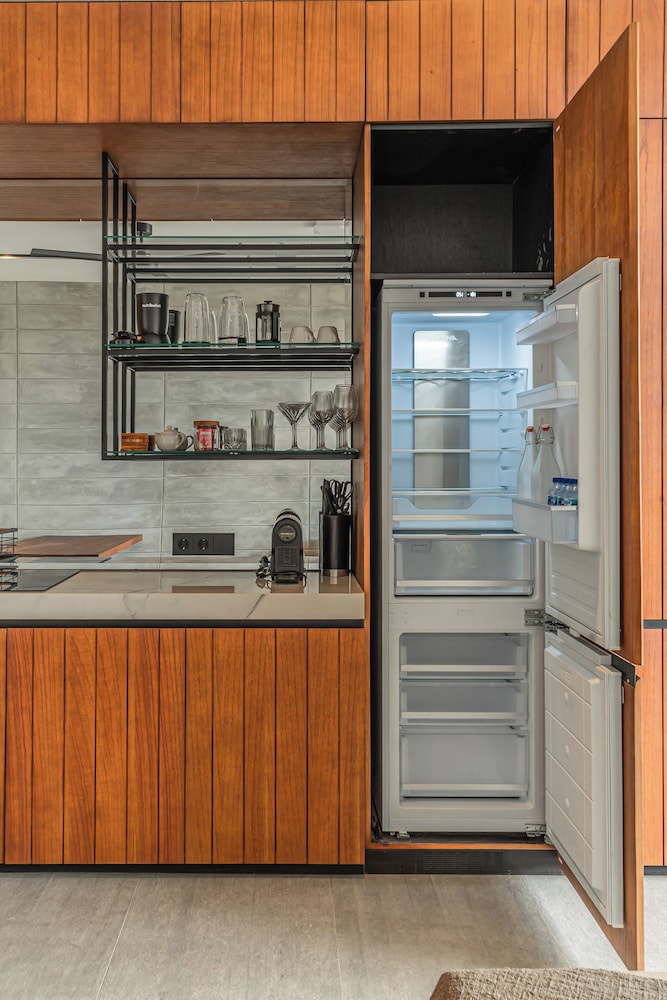 Body Factory Lifestyle Residence Canggu