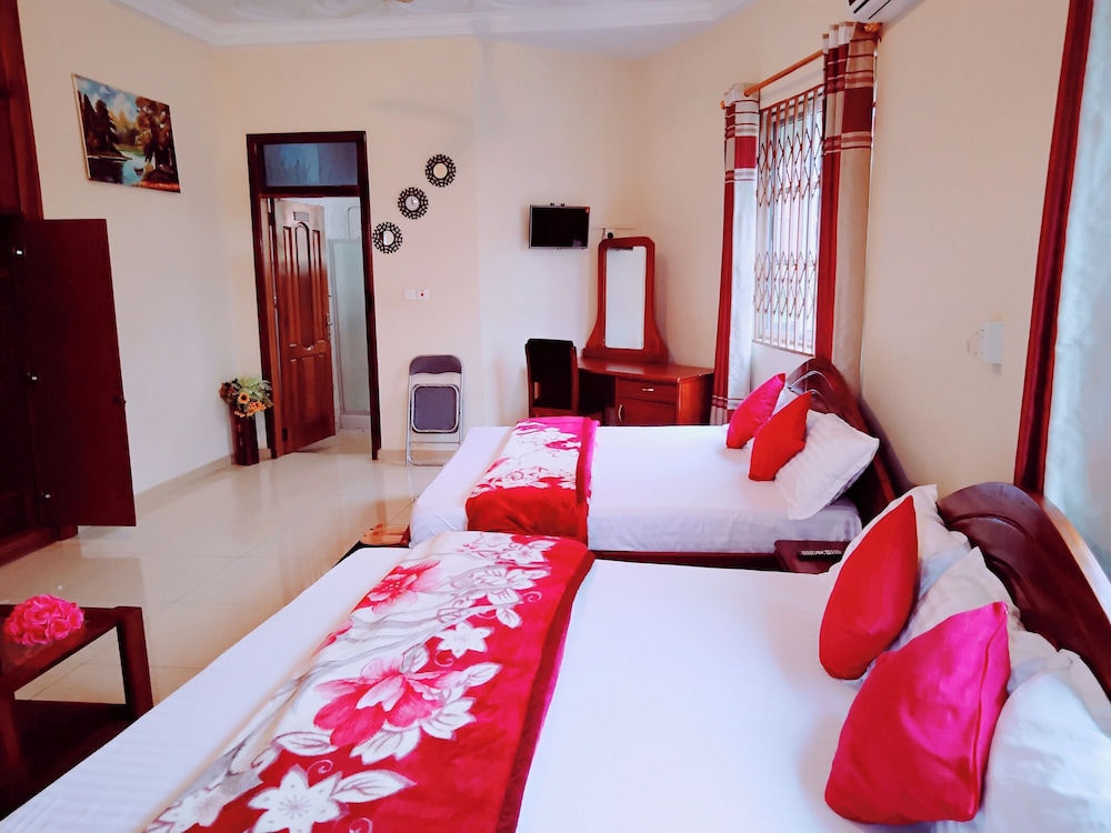 Renajoe Exclusive Centre view 3