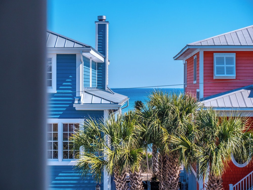 1 Pleasure Island Kure by Carolina Retreats