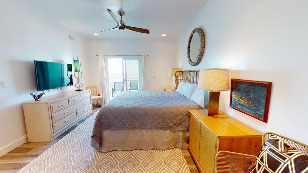 Bay View Villas 3 by Tybee Vacation Rentals