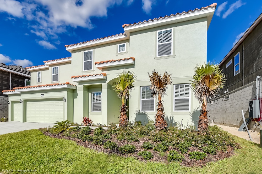 14 Bdrm 11 BA Sleeps 30 - Image 1