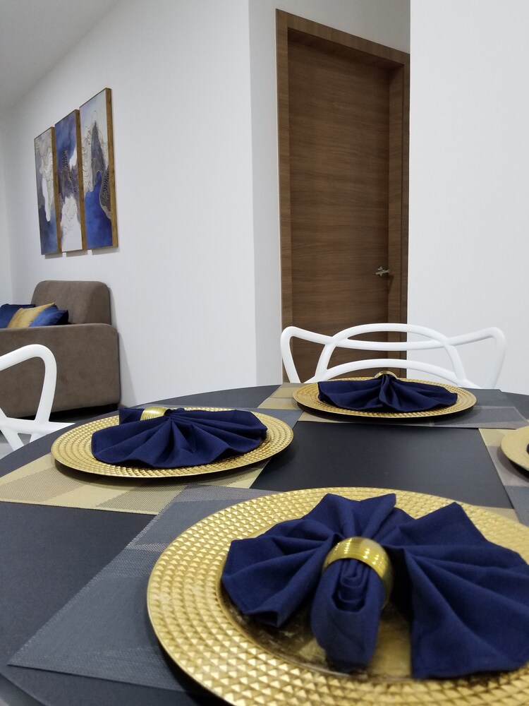 Luxury Residence Suites