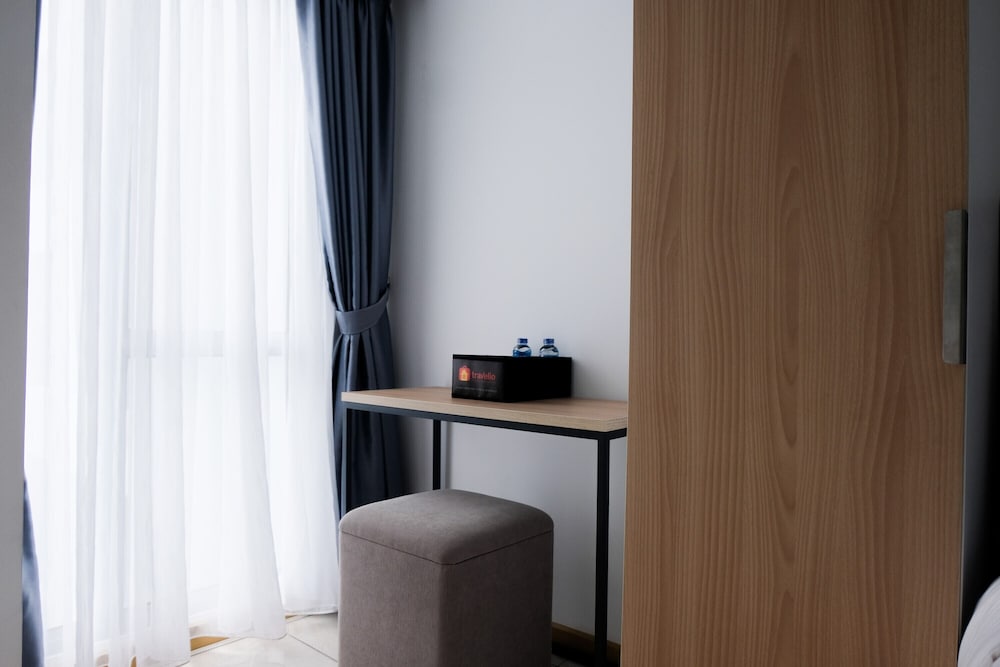 Comfy Studio at M-Town Gading Serpong Apartment view 2