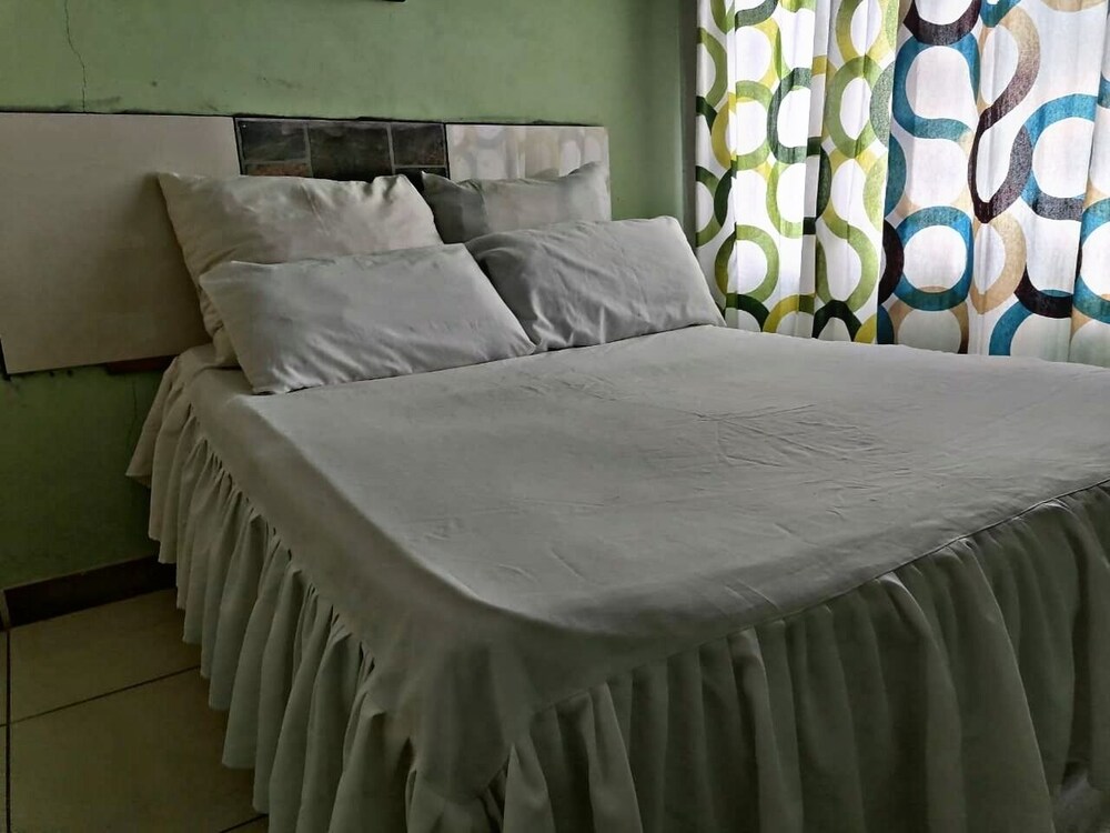 Valley Center Guest House