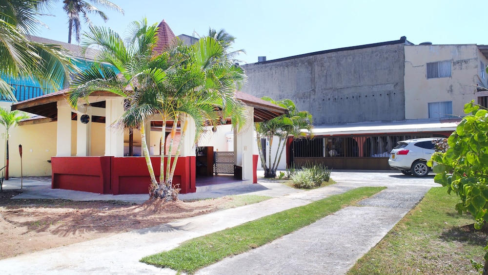 Hostal Marlyn Sai