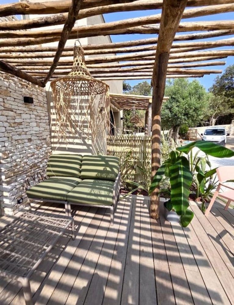Maison Mahana