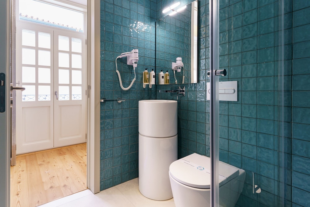 Feel Porto Cl Rigos Charm Flat 4 1