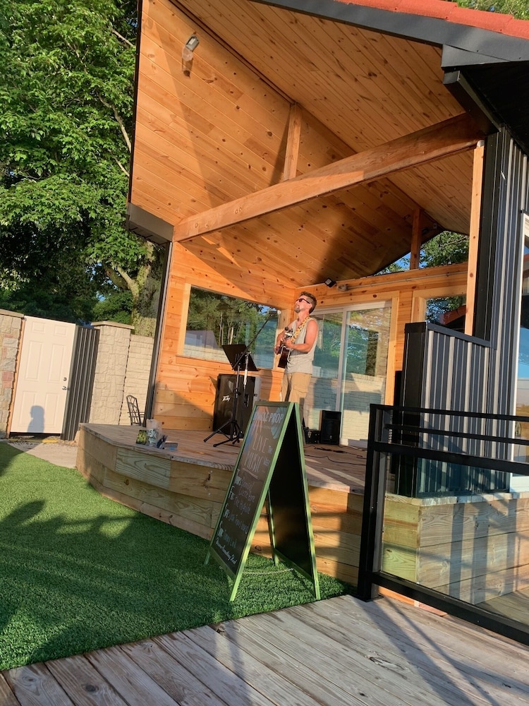 Edinboro Lake Resort Cabins