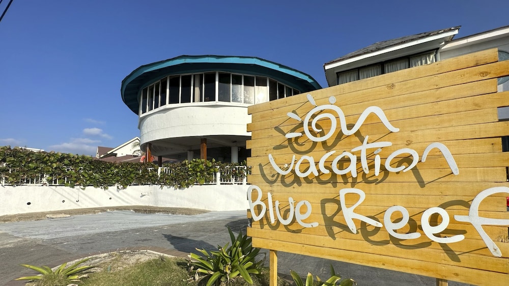 Hotel On Vacation Blue Reef - Image 1