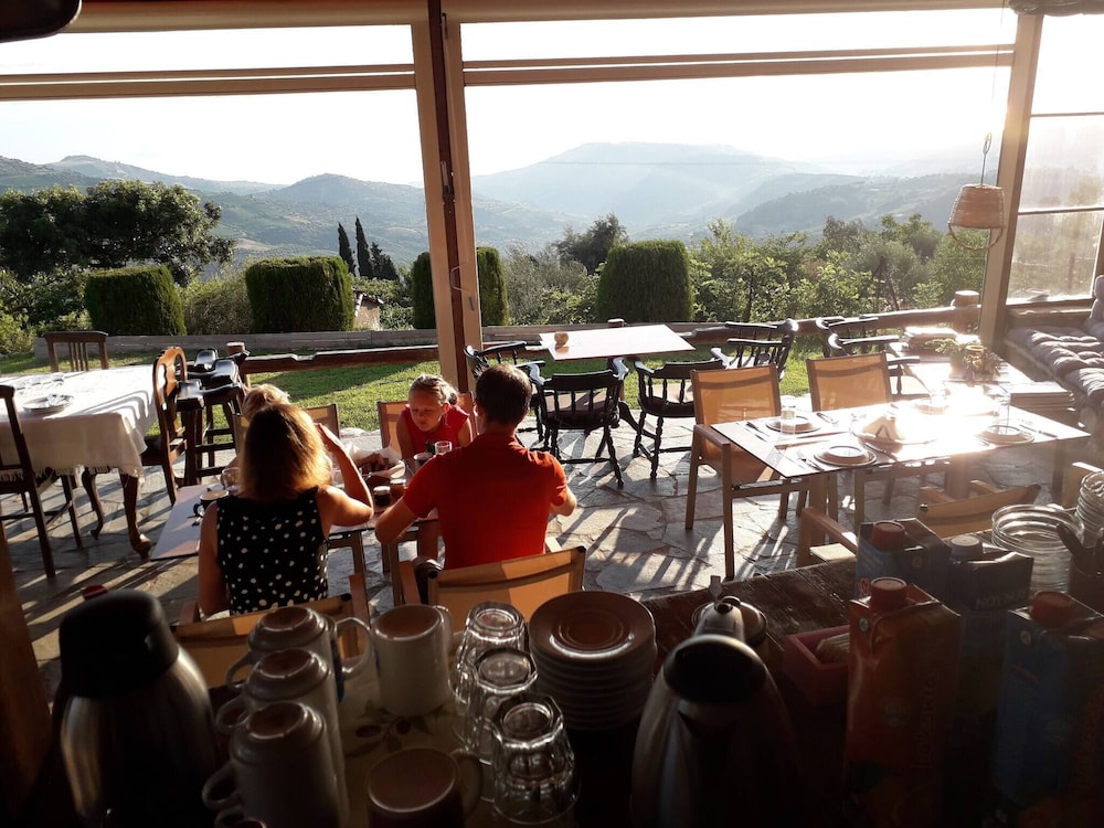 Gero-fotis Guesthouse - Upper Floor Superb View