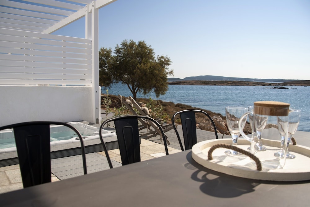 Kalypso Villas