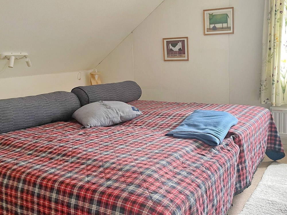 6 Person Holiday Home in Ulricehamn view 2