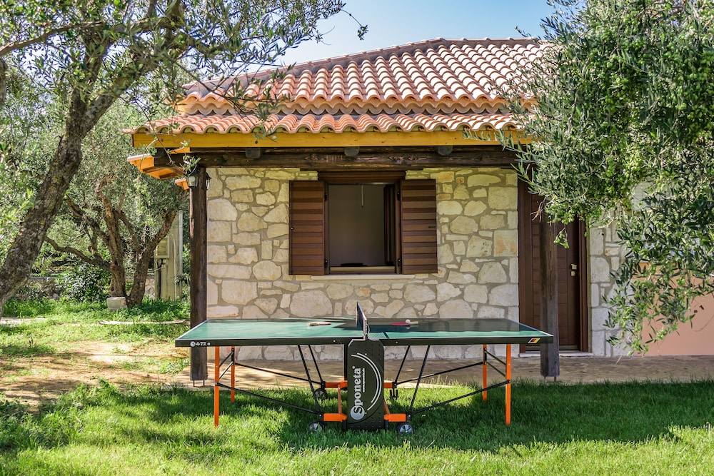 Kavos Psarou Villas