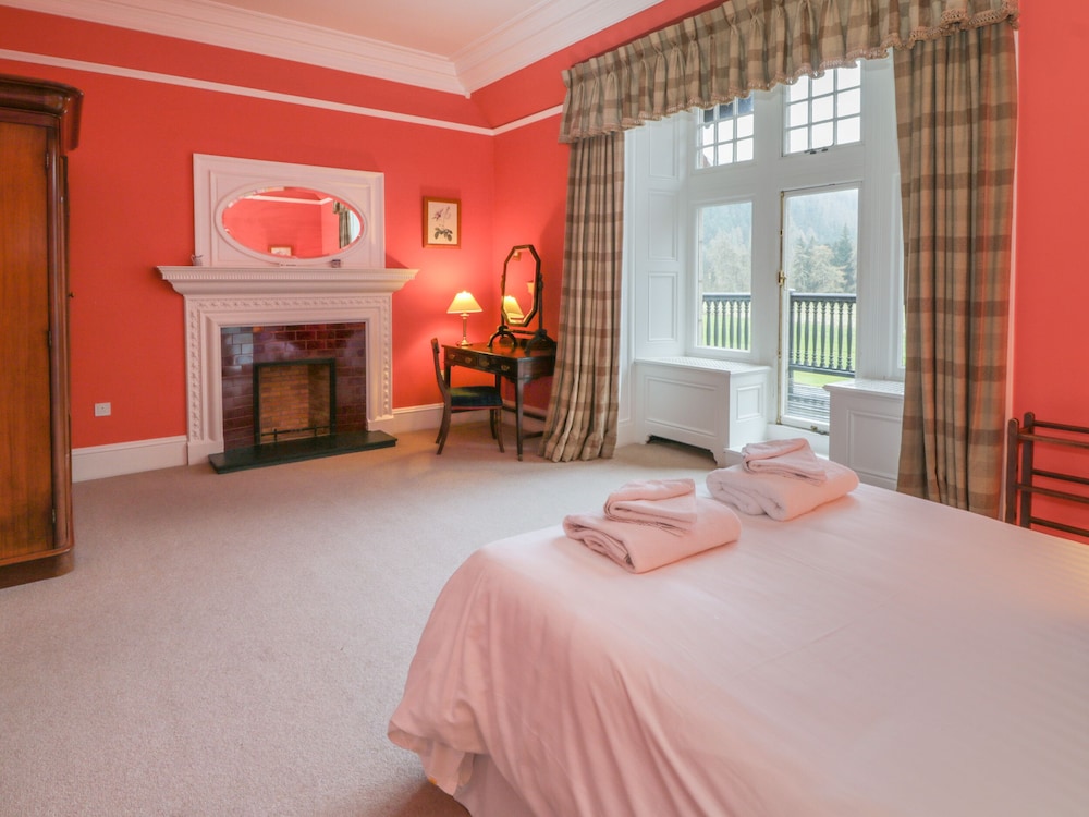 Bynack - Mar Lodge Estate