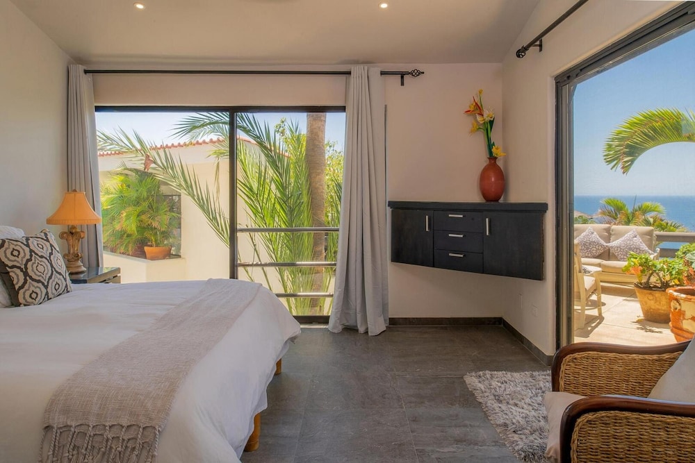 Casa Nolia in Los Cabos