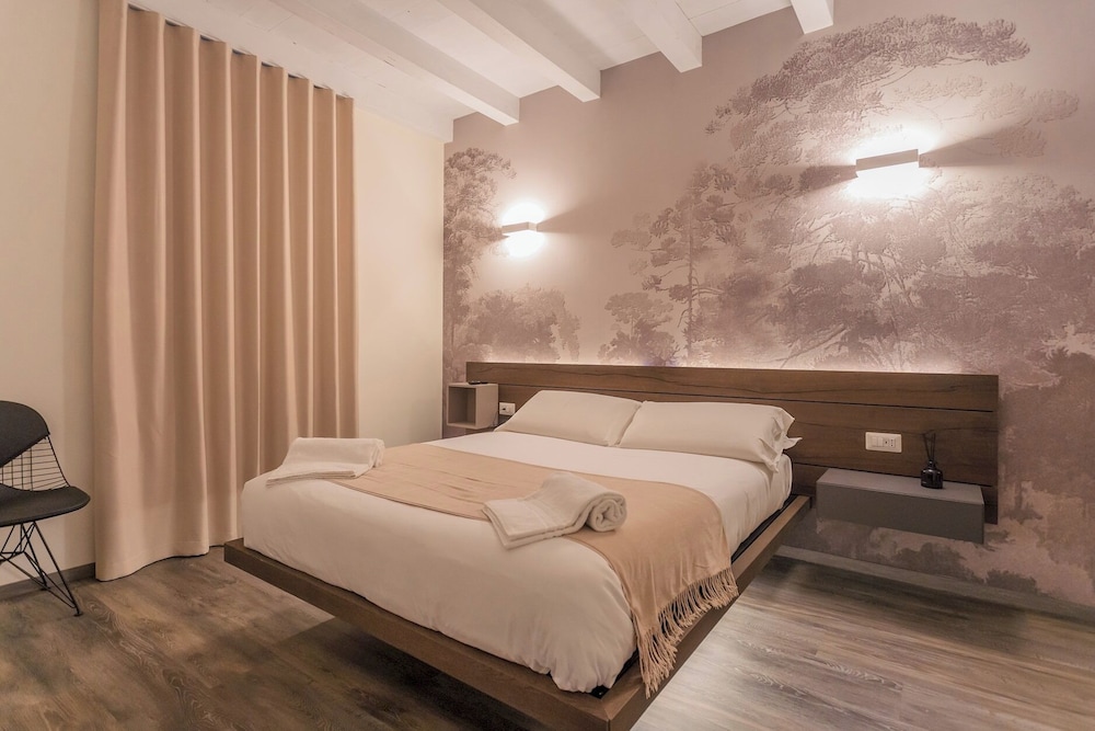 Modern & Stylish Apartment in Como City by Rent all Como