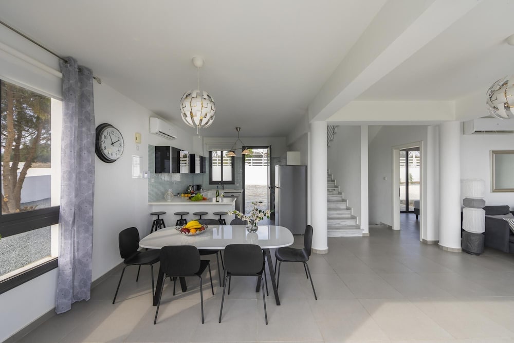 Greco Hilltop Views in Paralimni