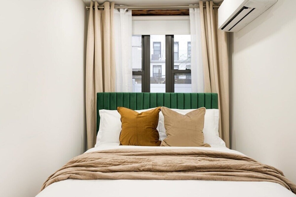 317 UES Apartments