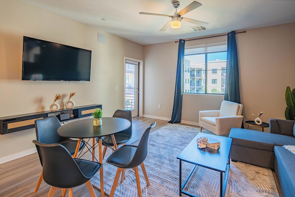 ROVE LIVING/KL - Alta North Central