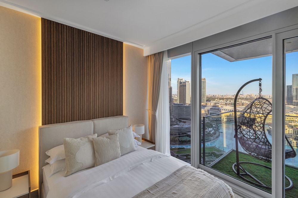 Roomszy Residences - Opera Grand