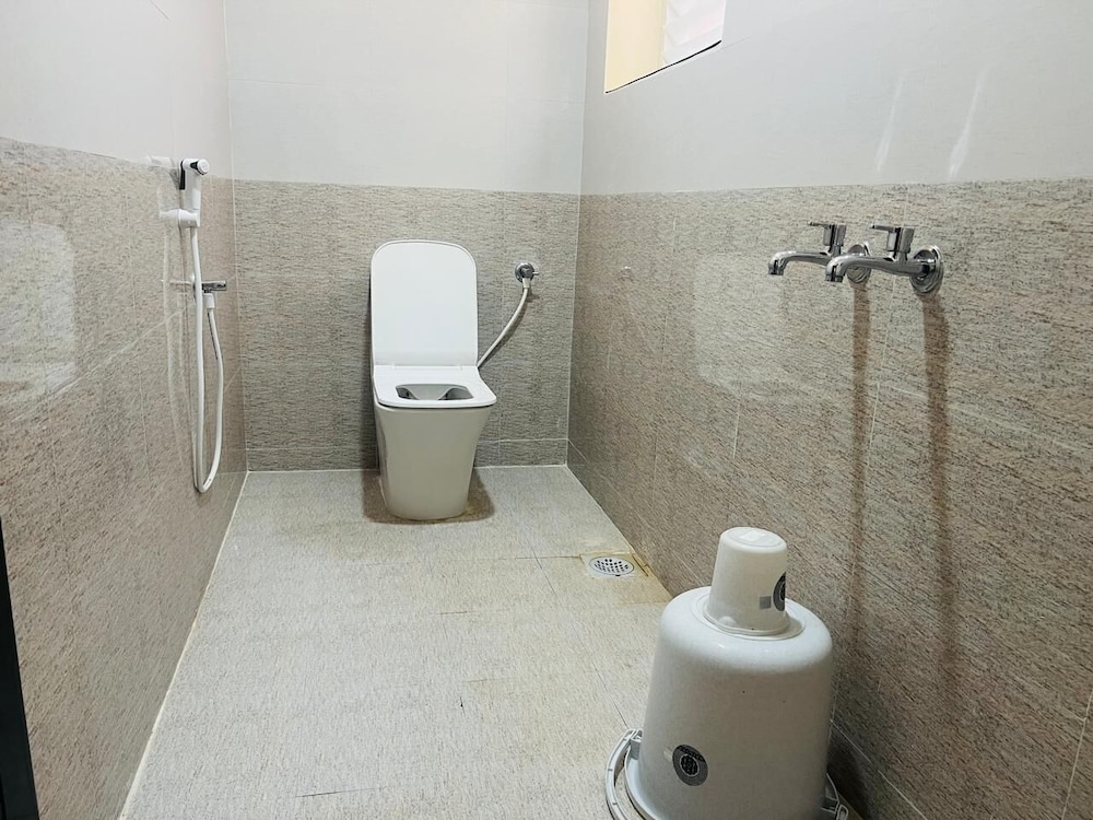 Aashira Residency
