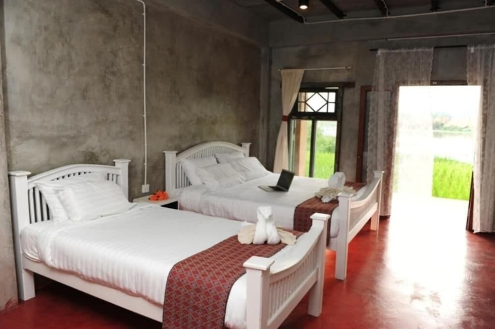 Phu-Anna Eco House