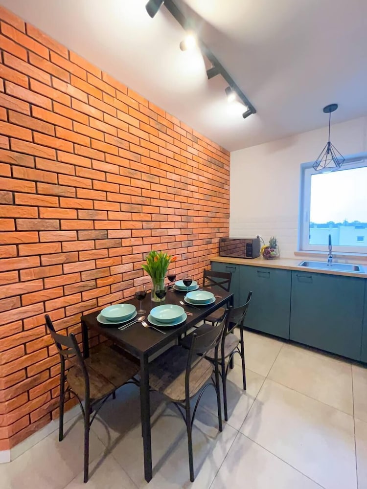 Lumina modern 3-rooms family apart