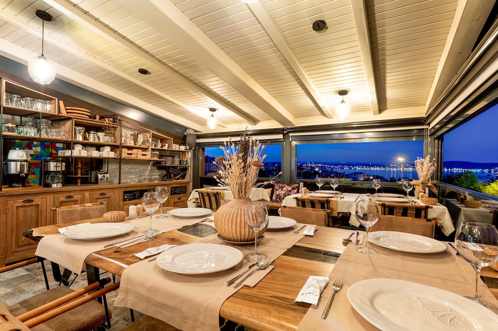 Parna Hotel - Image 50