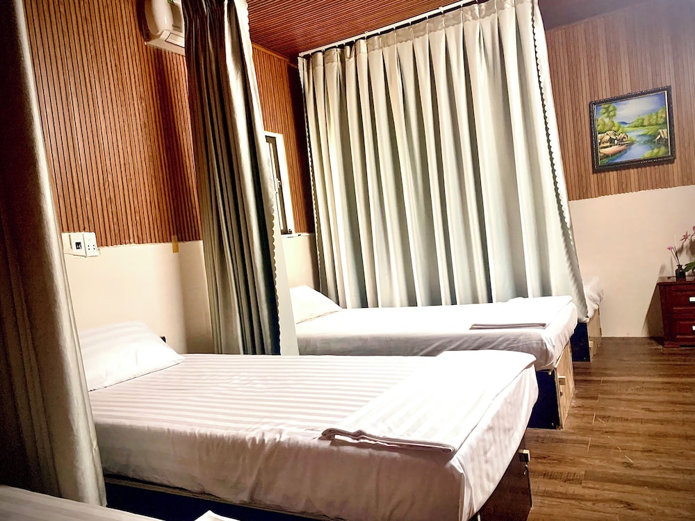 Bunk Beach Hostel