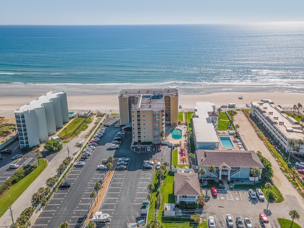 Ponce de Leon Towers 703