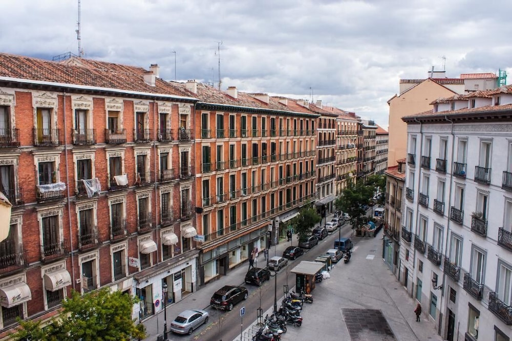 Chic & Sunny Apt. Historic District - Sol en Madrid — other