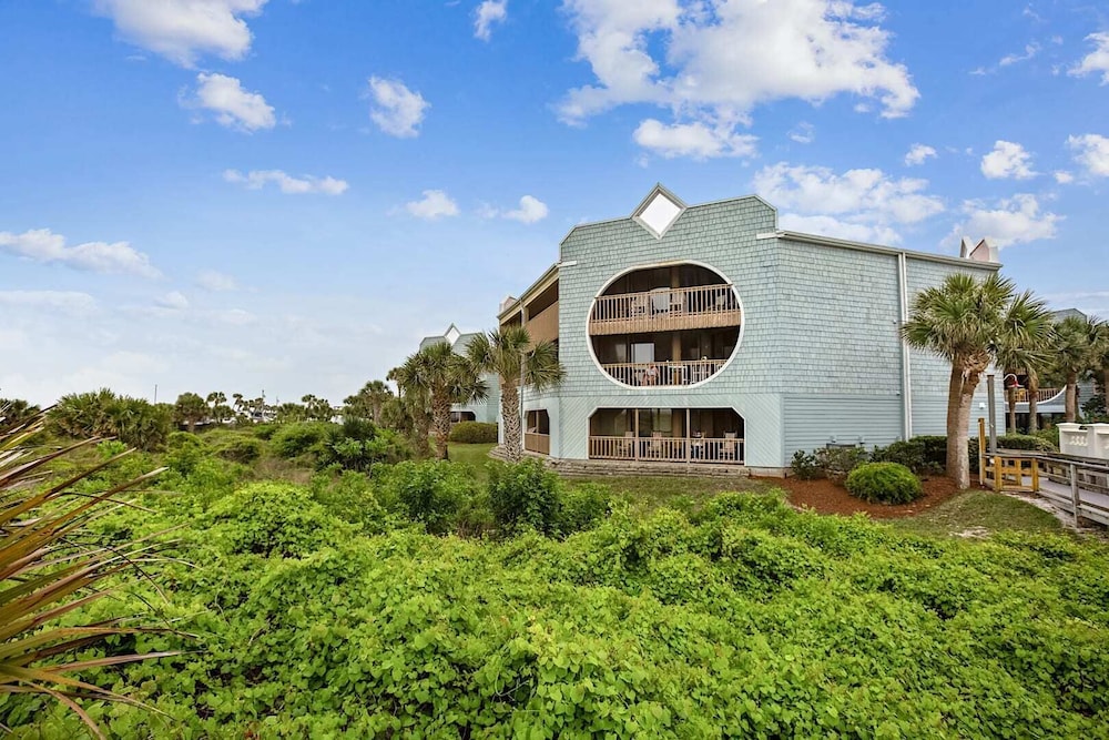 Beachfront Bliss: St. Augustine Escape