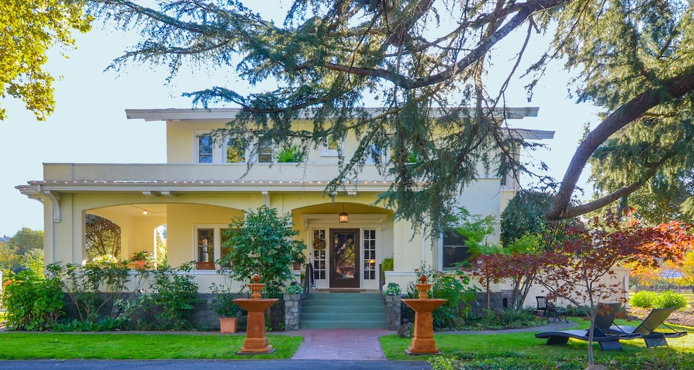 Casa Bella