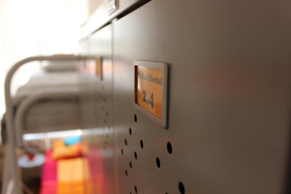 Online Hostel