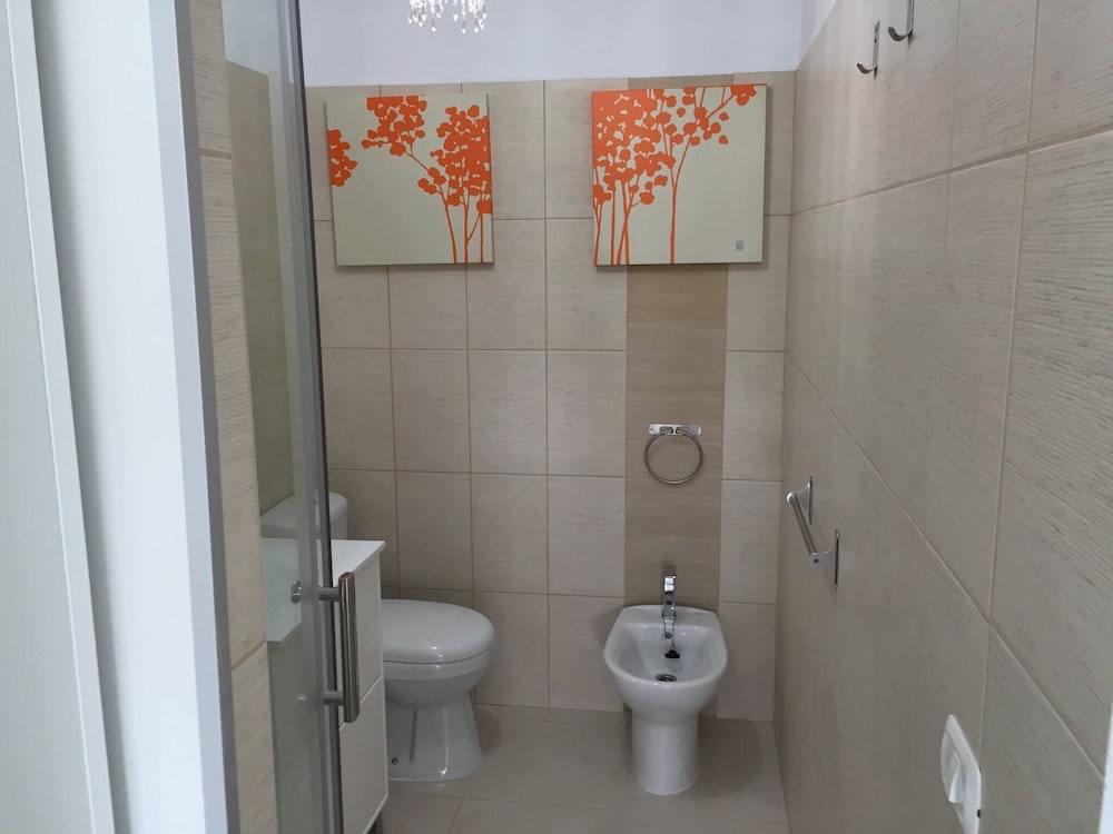 Delicious Los Cristianos,achacay,2bdr & 2bathr Beach Close Wifi Free