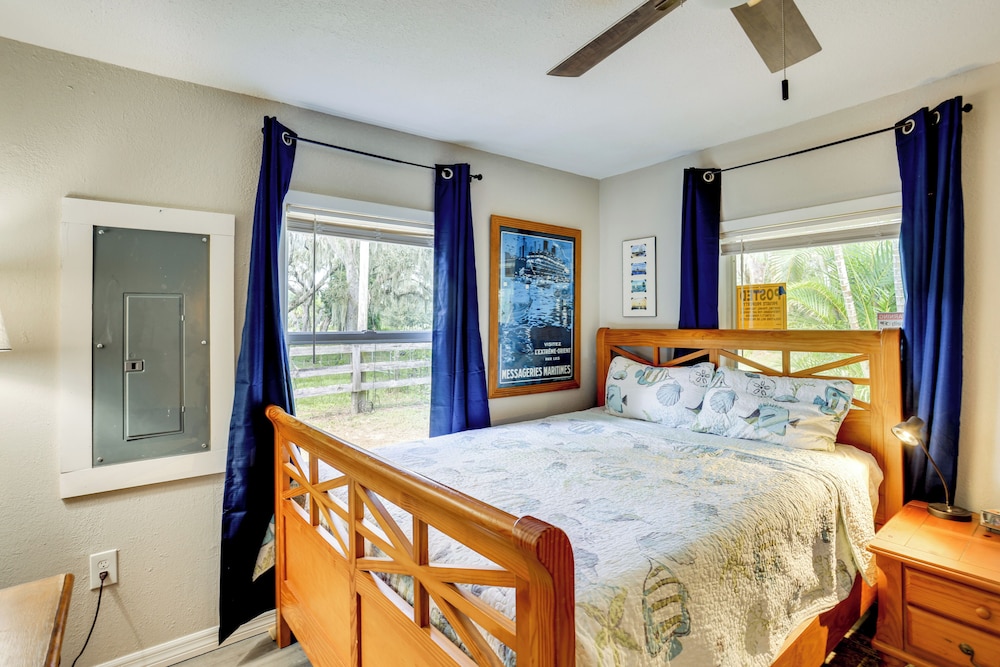 Traveling Nurses Welcome! Peaceful Home in Arcadia